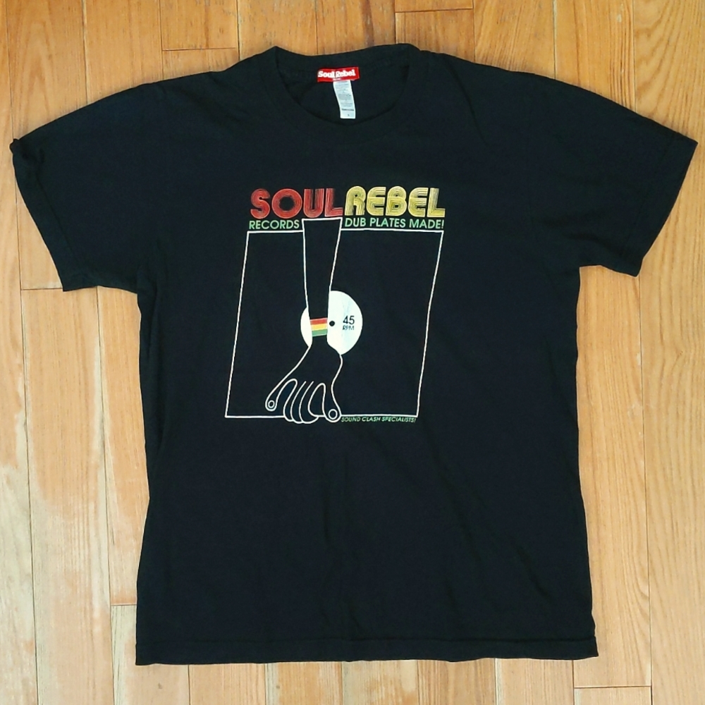 Rare Soul Rebel Graphic Tshirt Black Size Small